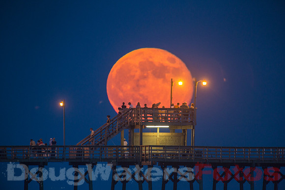 Piering at the Supermoon